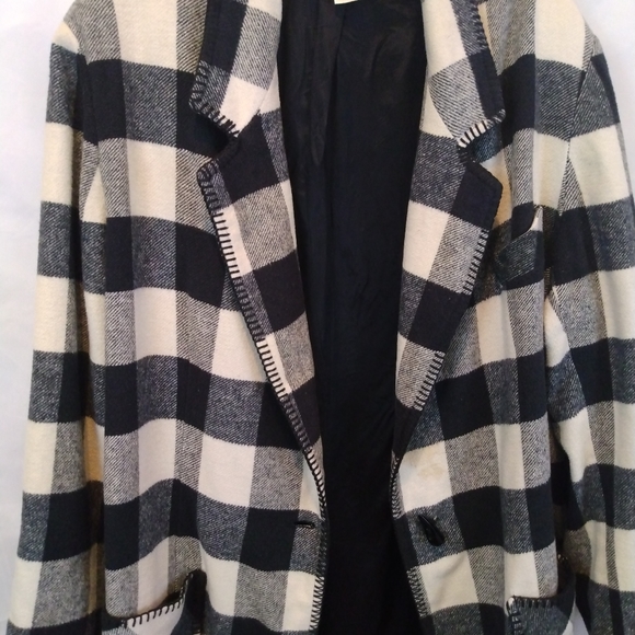 Katherine Deene Checked Wool Jacket - Picture 11 of 14